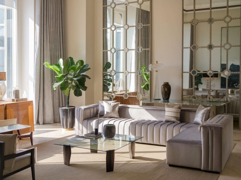 stylowe wnętrze z lustrami